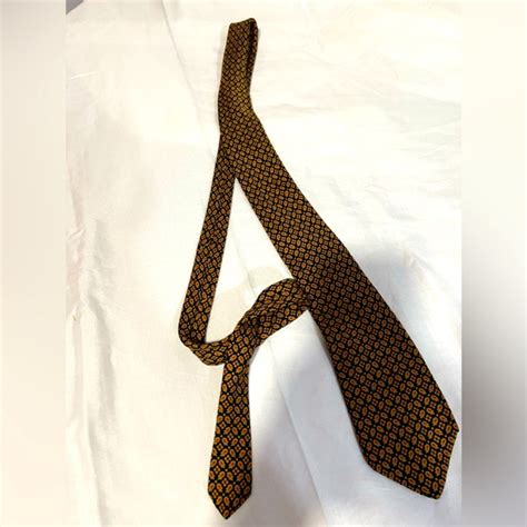 burberry tie red diamong pattern gold chain|Men's Designer Burberry Ties .